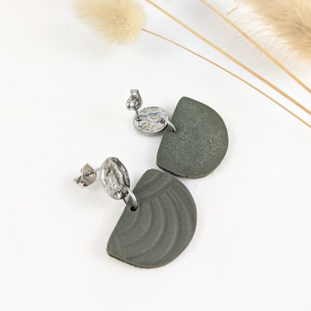Polymer Clay "wave" green silver 