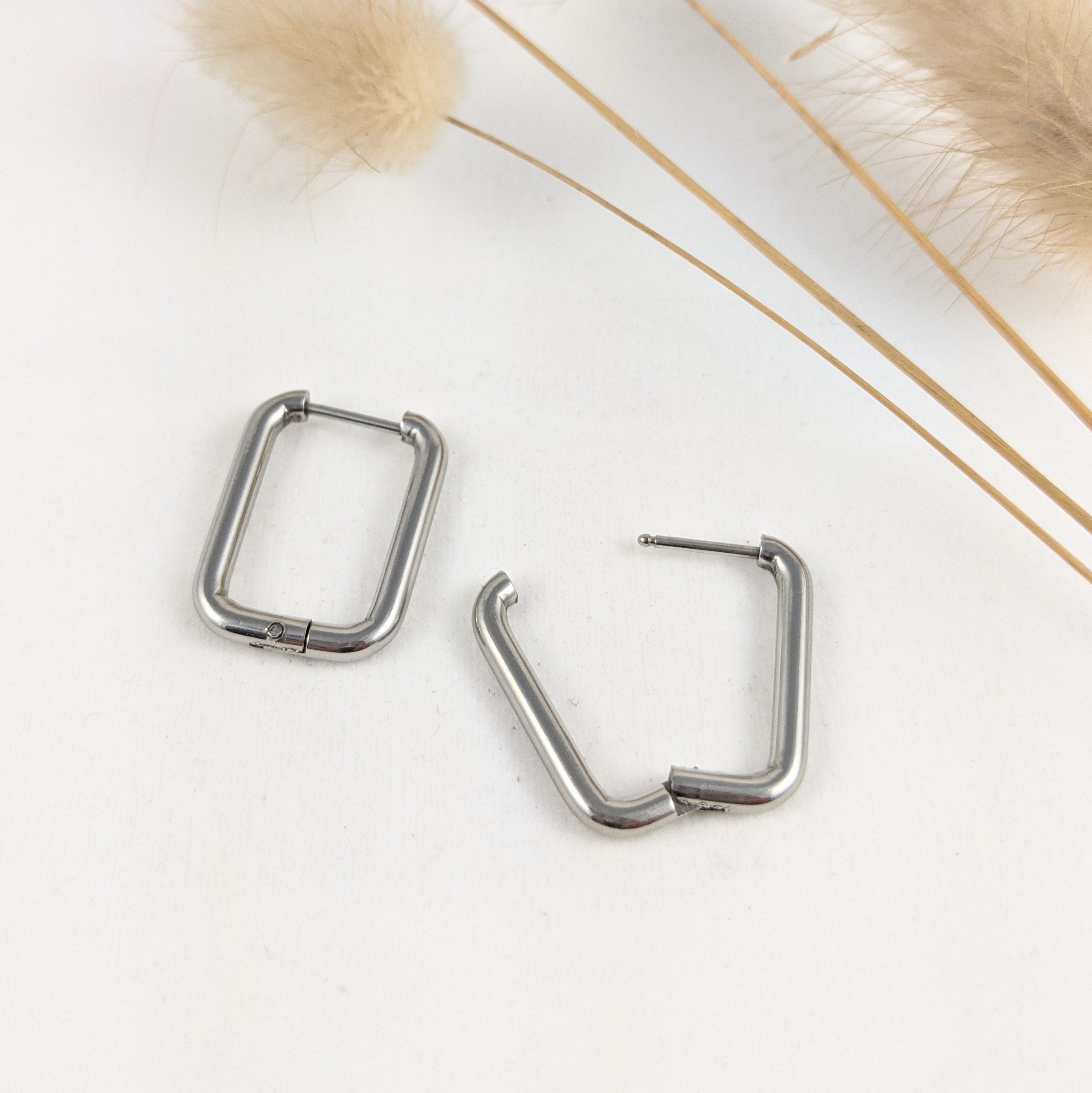 GEOMÉ Edge silver