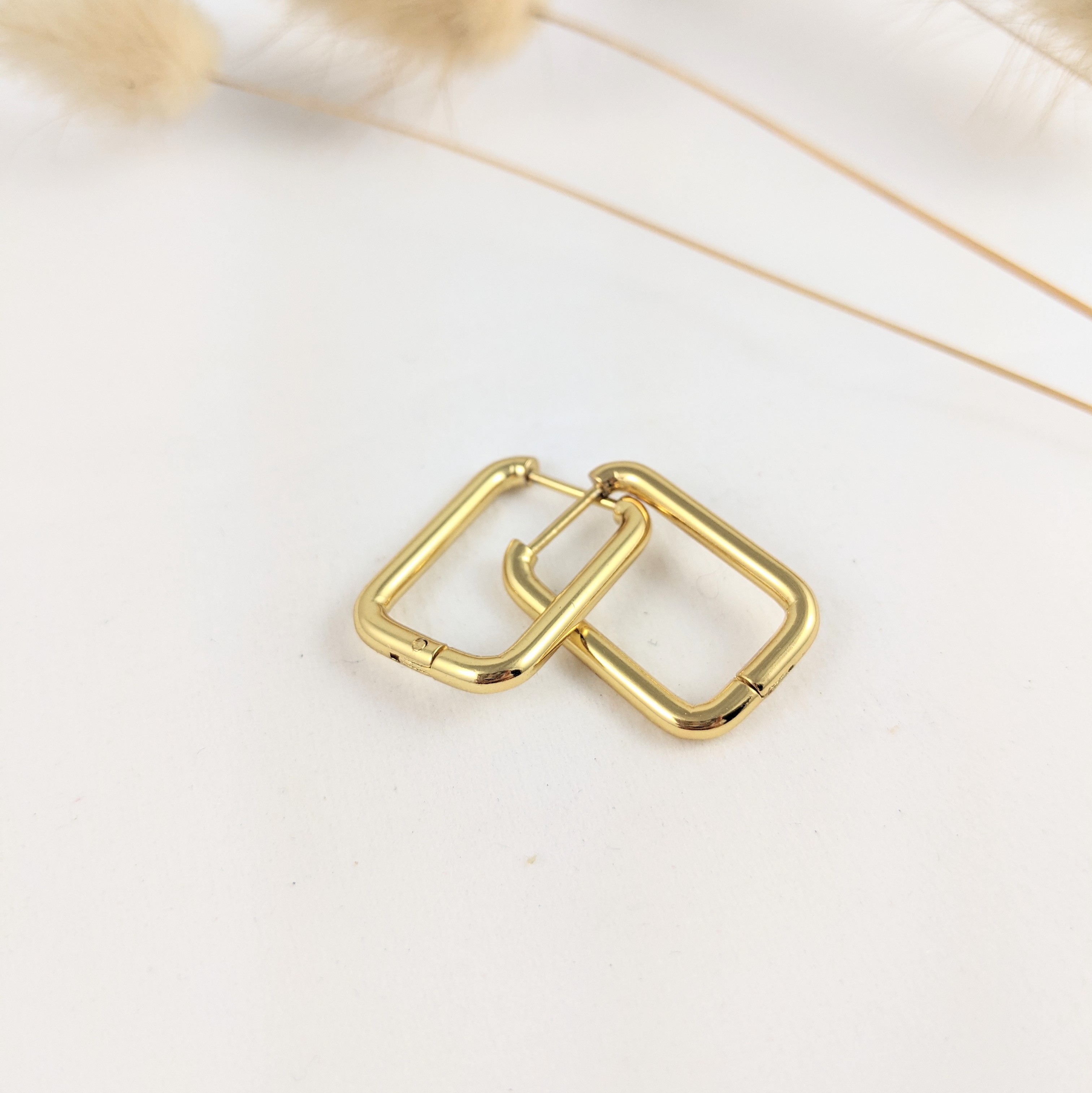GEOMÉ Edge gold 