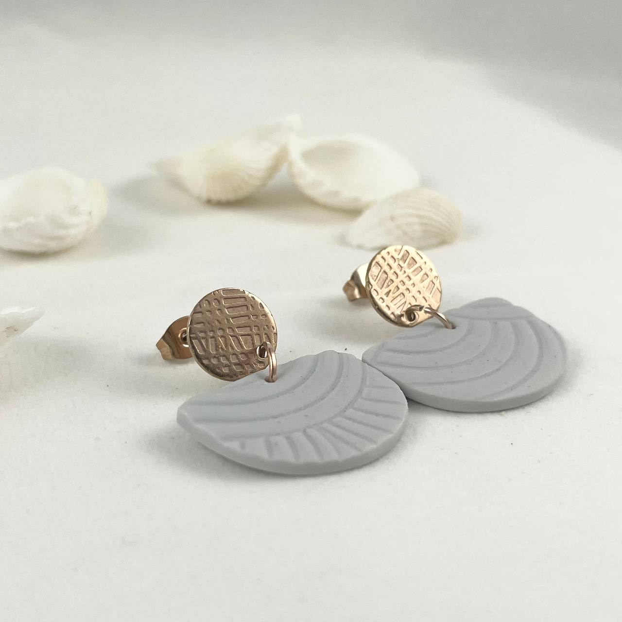 Polymer Clay "wave" grey