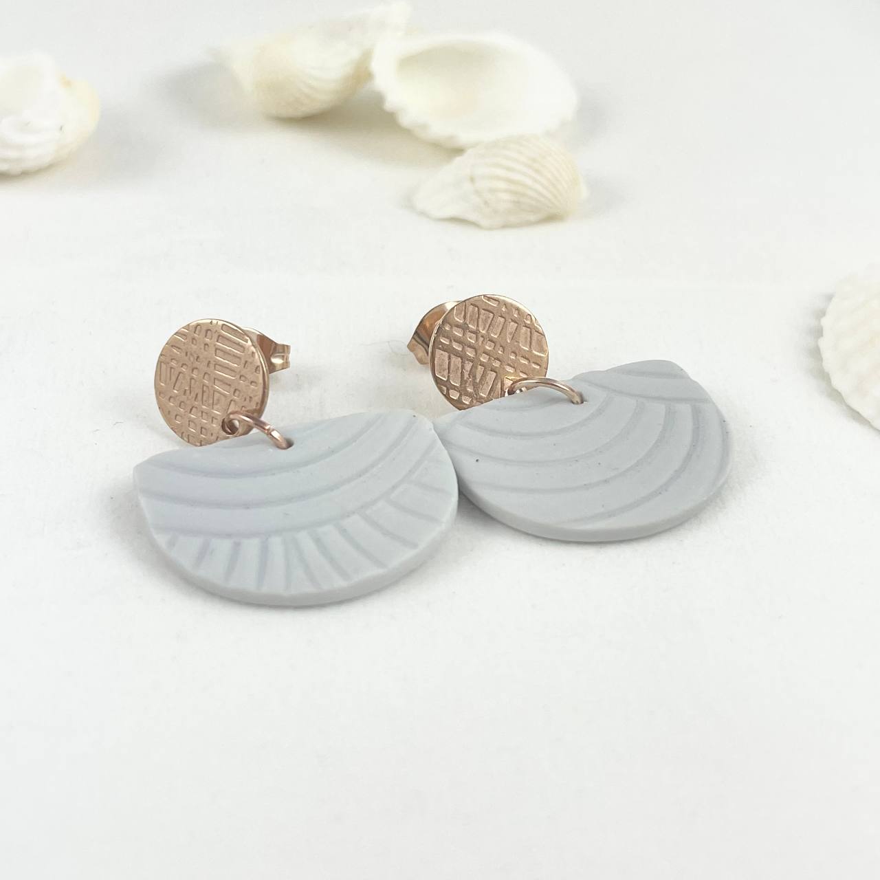 Polymer Clay "wave" grey